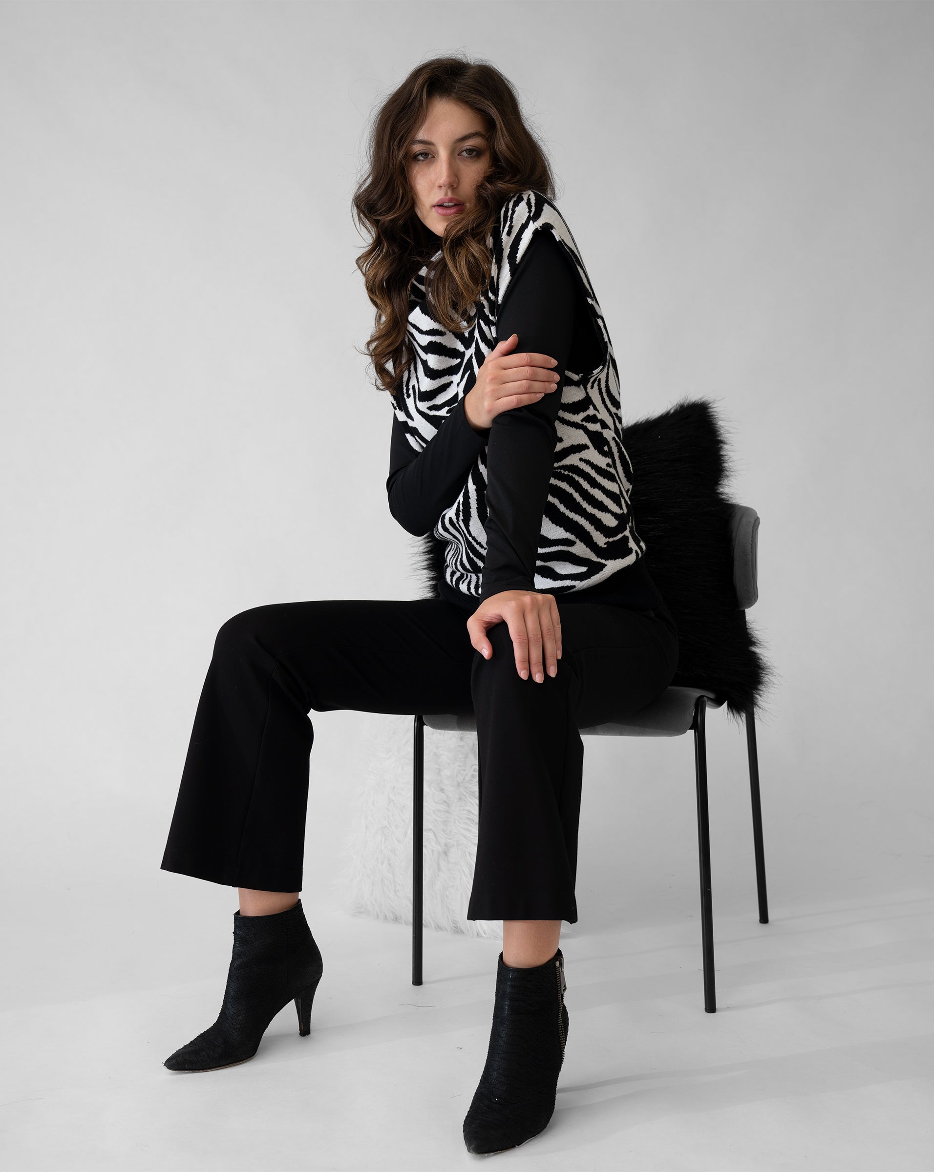 Sleeveless Zebra Cowl