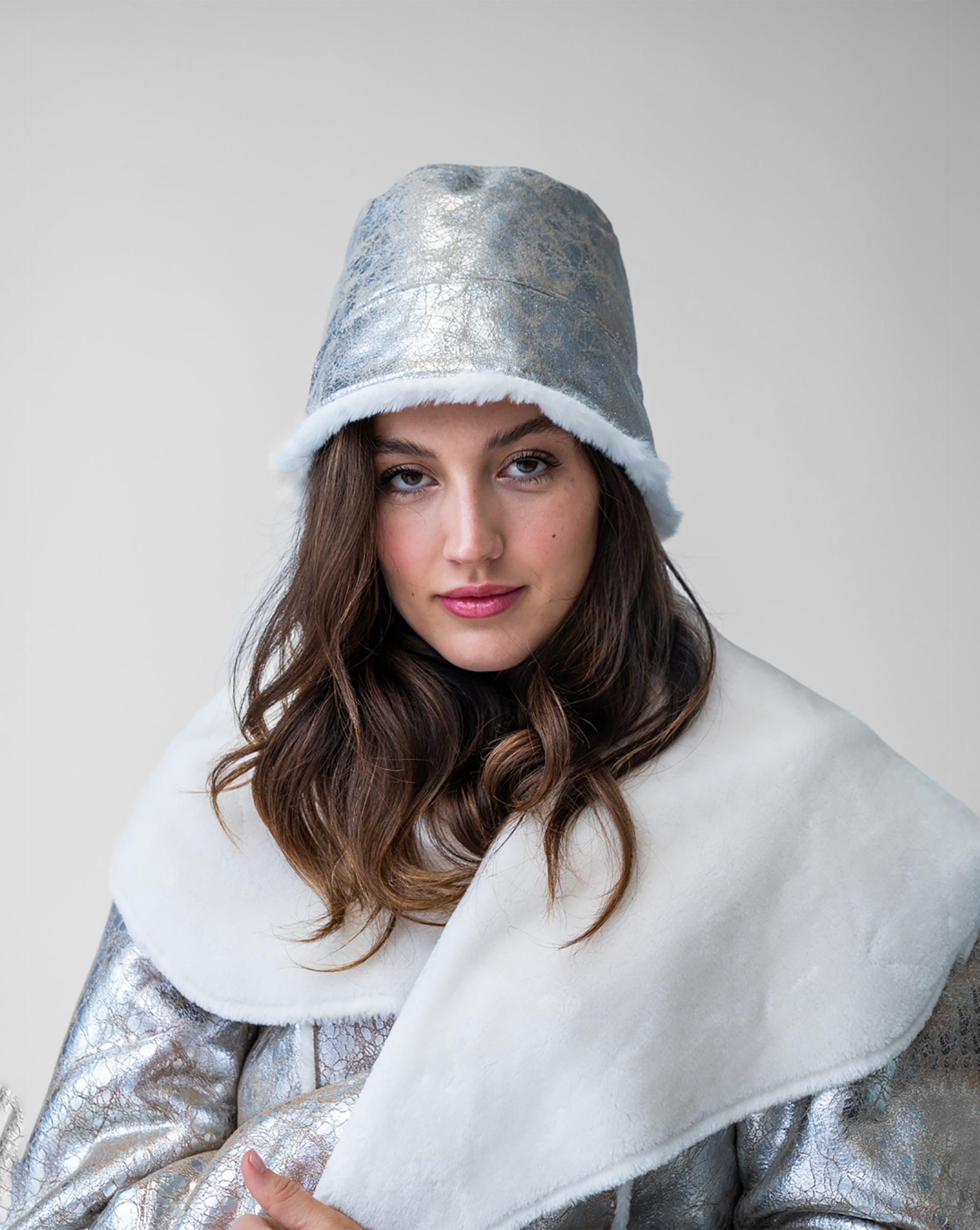 Metallic bucket hot sale hat