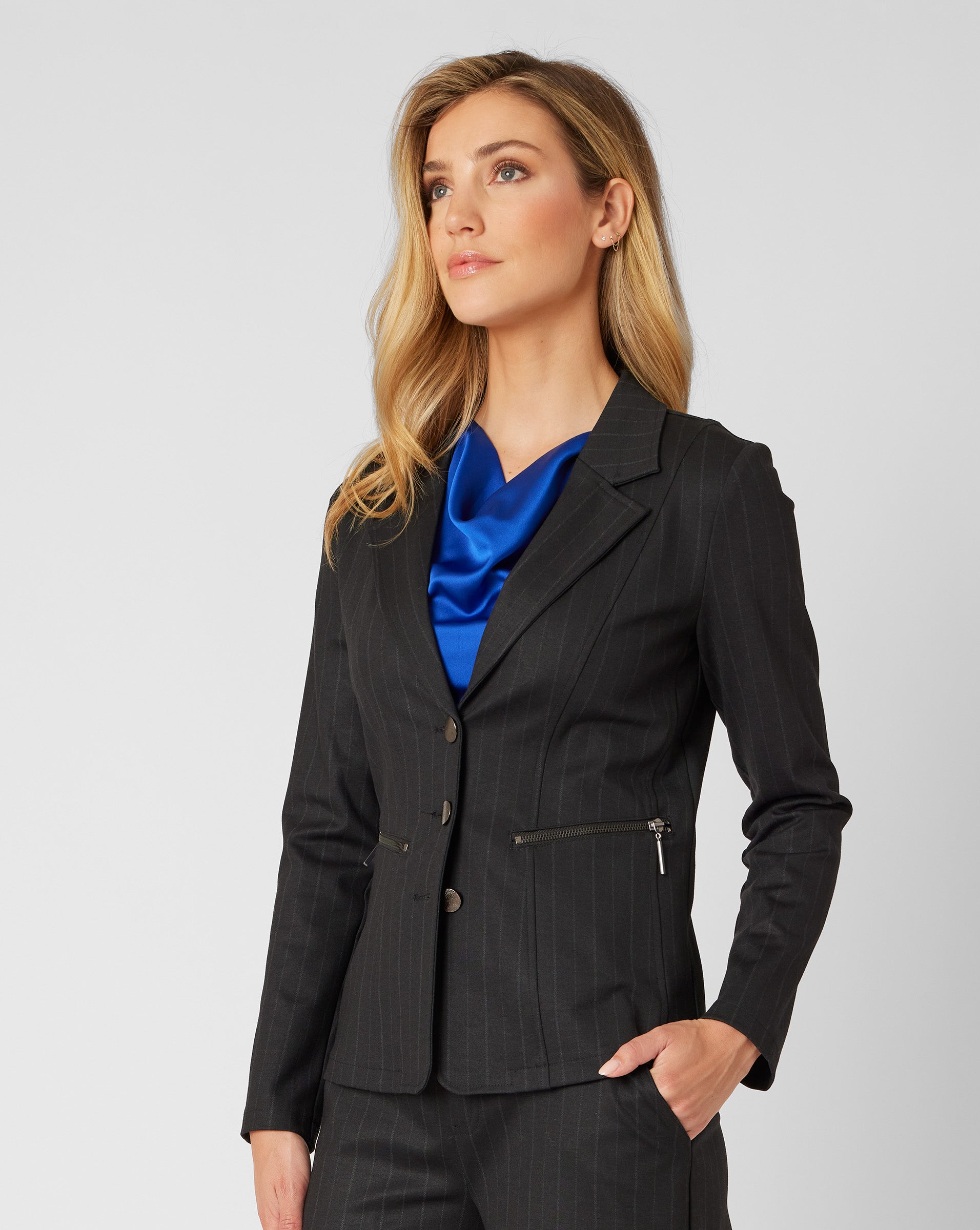 #color_black etched pinstripe