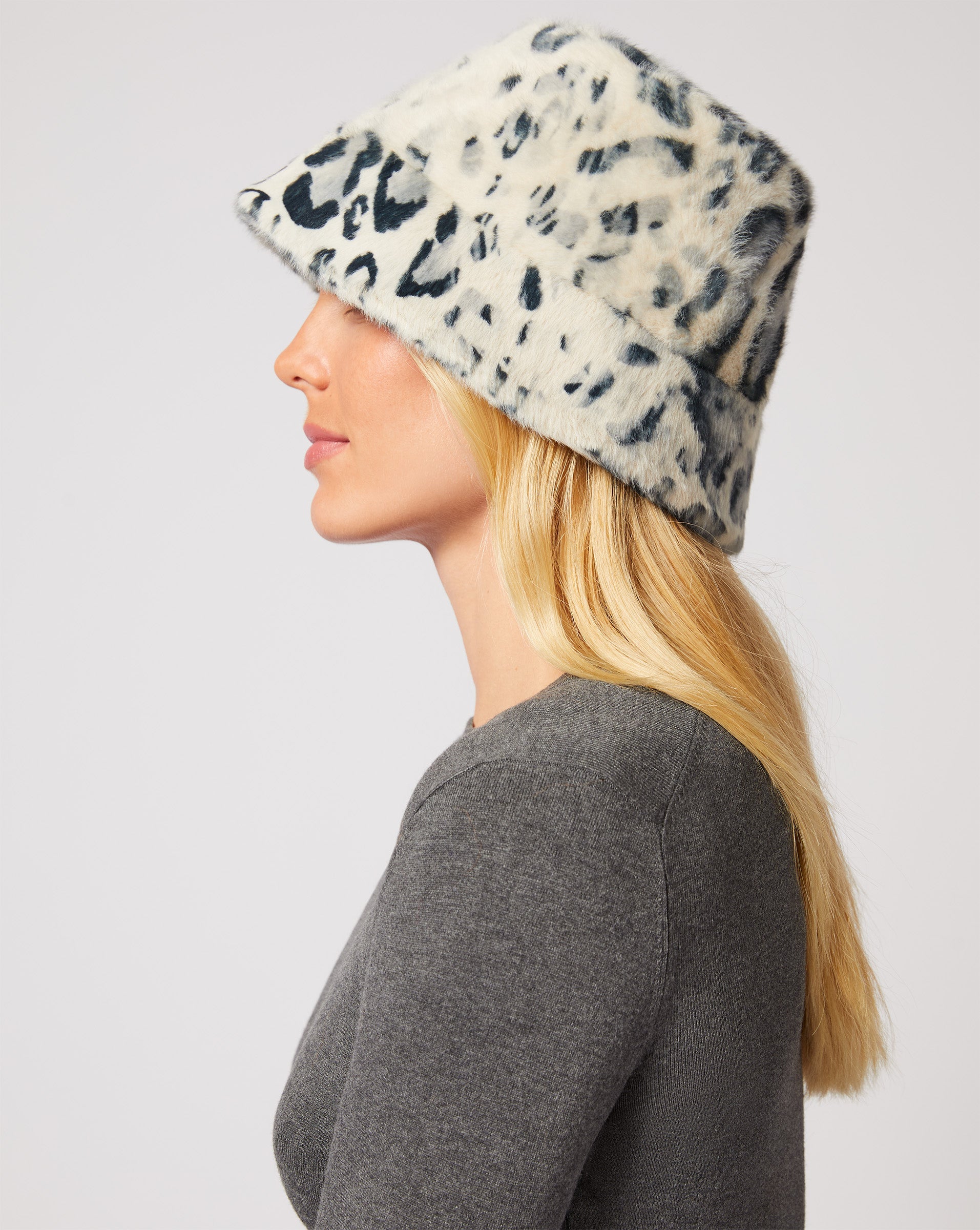 Leopard print fur bucket hat online