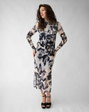 #color_black cream flower