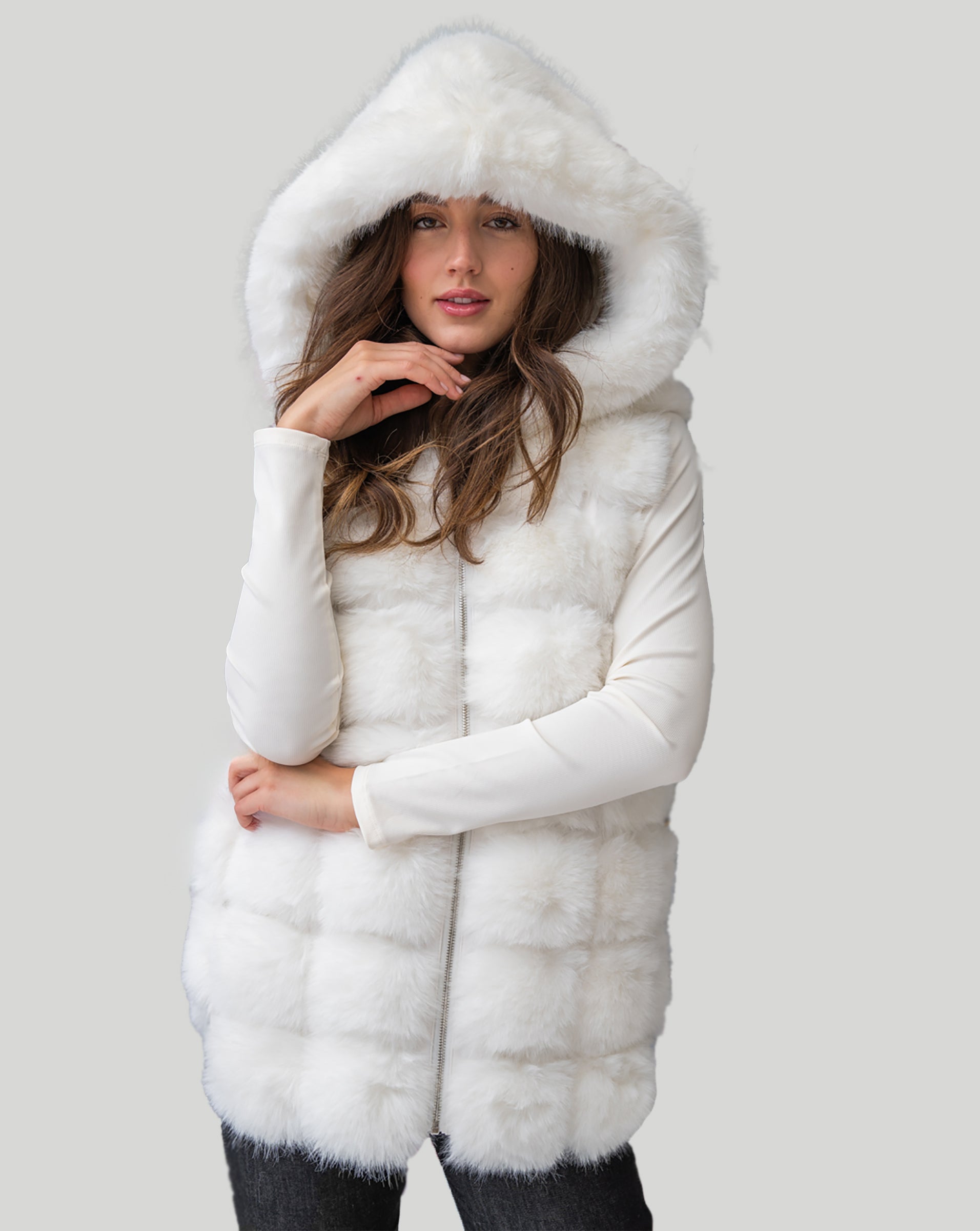 #color_White Fur