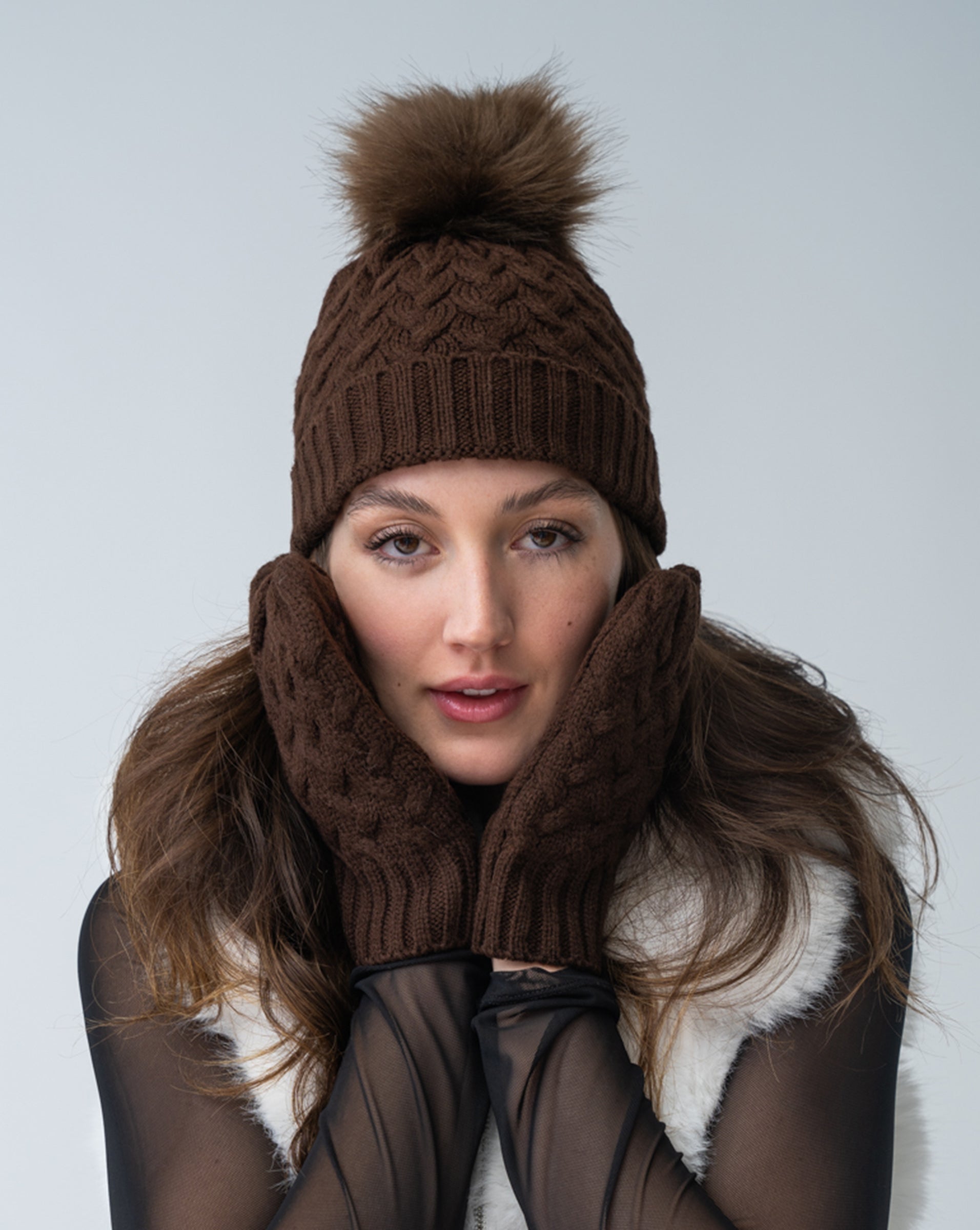 FINAL SALE - Cable Knit Hat & Glove Set