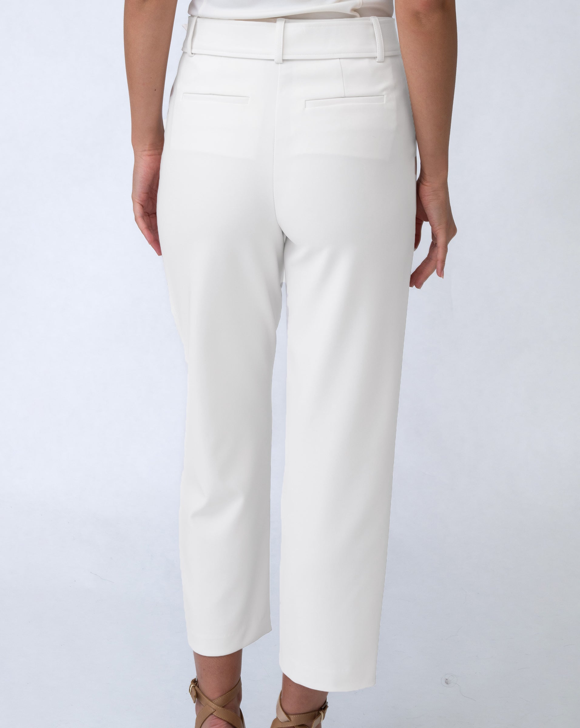 FINAL SALE - Cropped Pleated Trouser