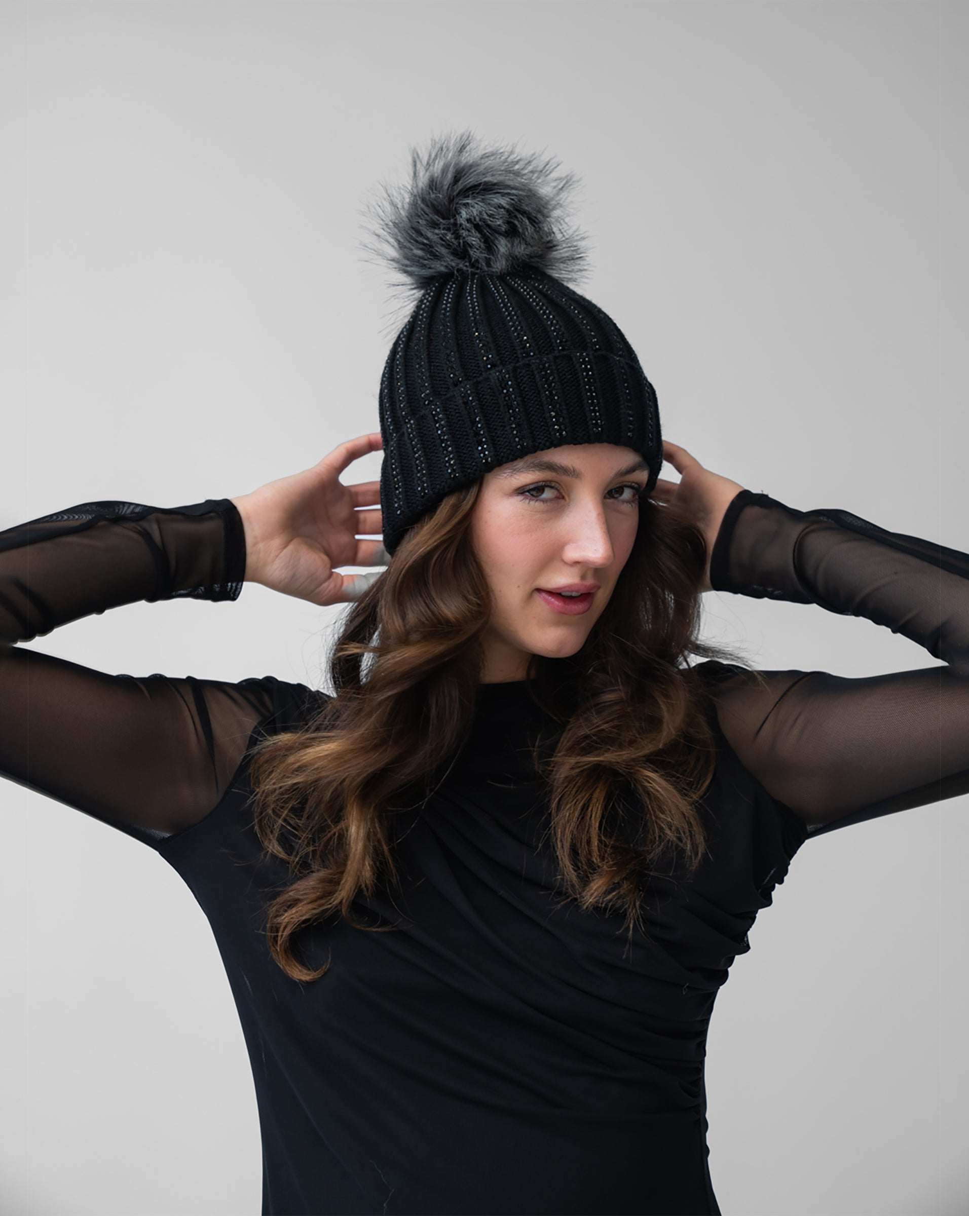 Black cable best sale knit hat