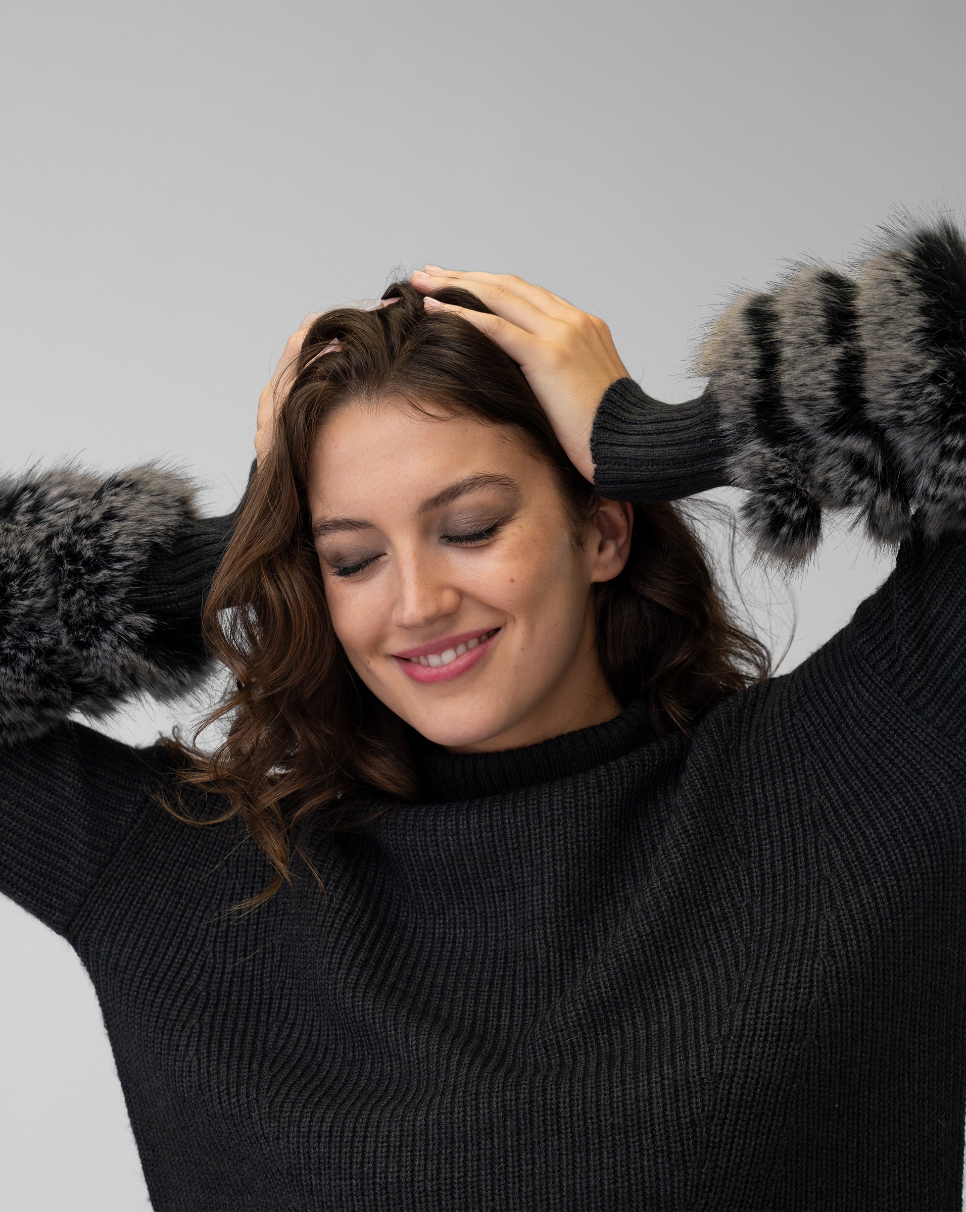 Faux fur 2025 cuff jumper