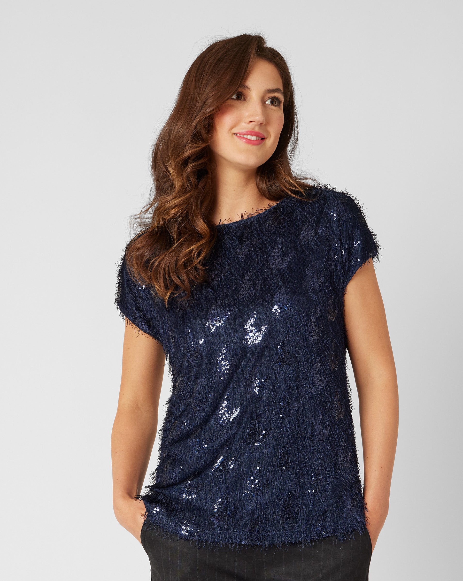 #color_navy sequin