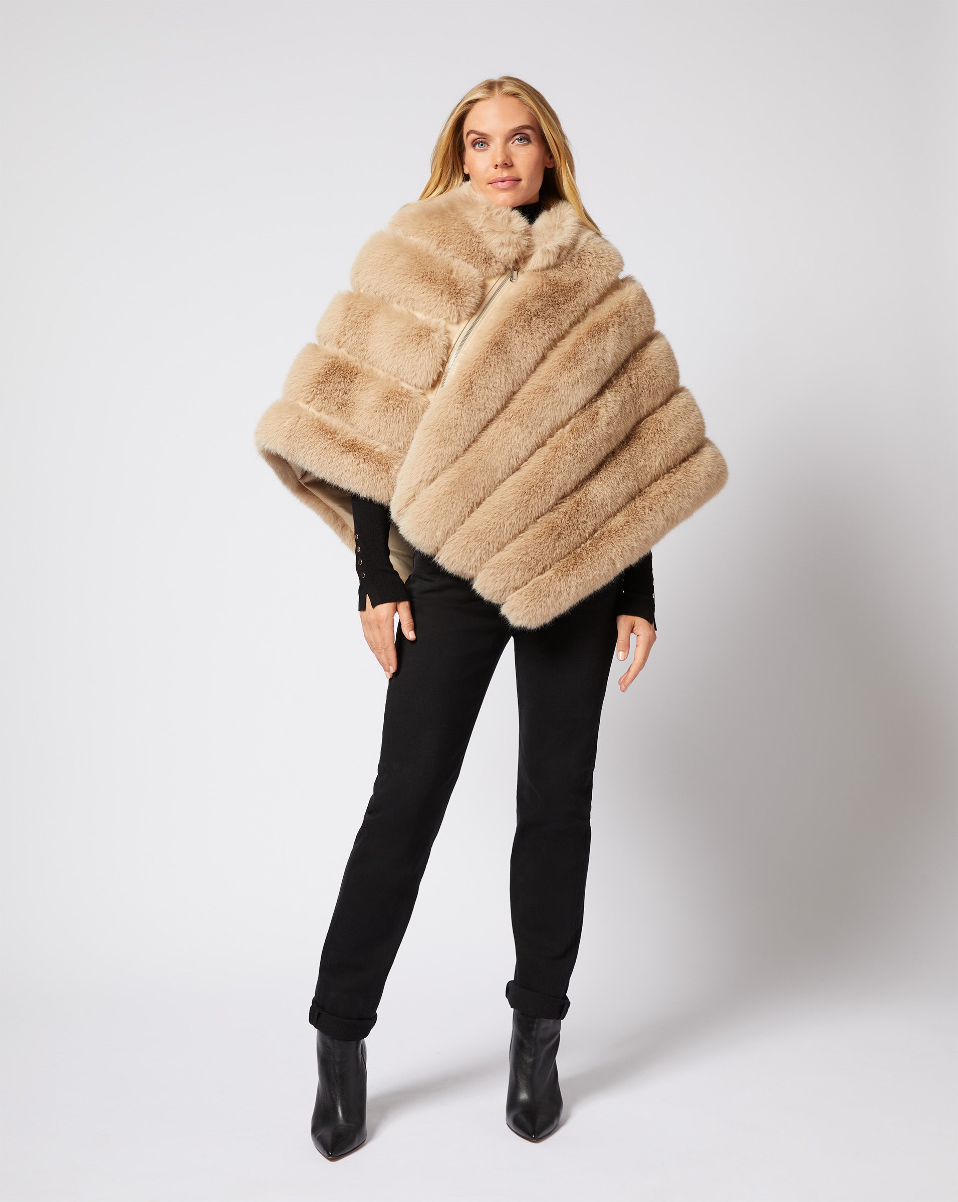 Andrienne Landau faux fur cape Medium fashion ladies